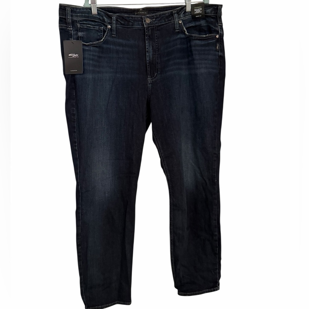 SilverJeans Co Most Wanted Universal Fit Mid Rise Straight Leg Plus Size 24 Plus